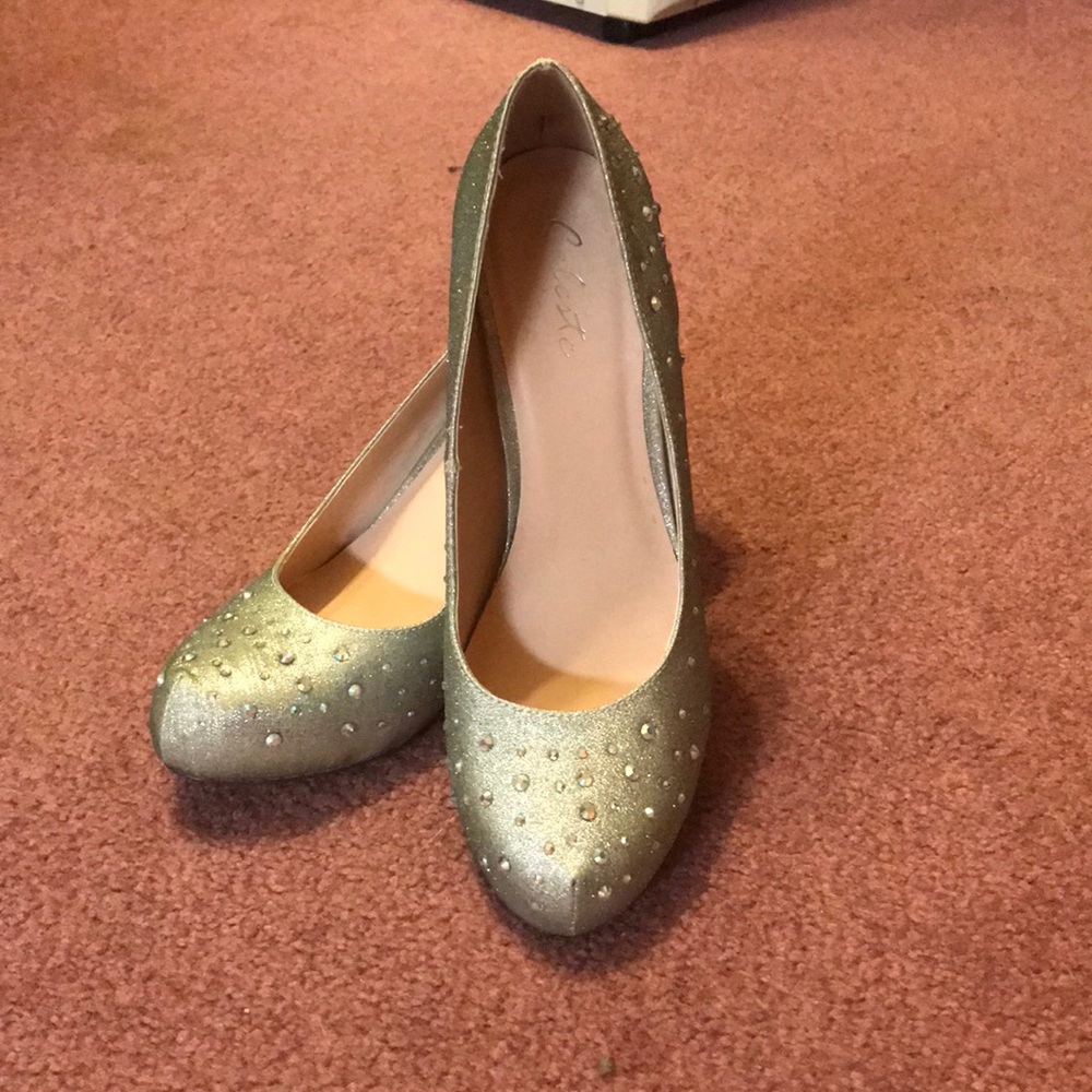 Beautiful silver crystal high heels
